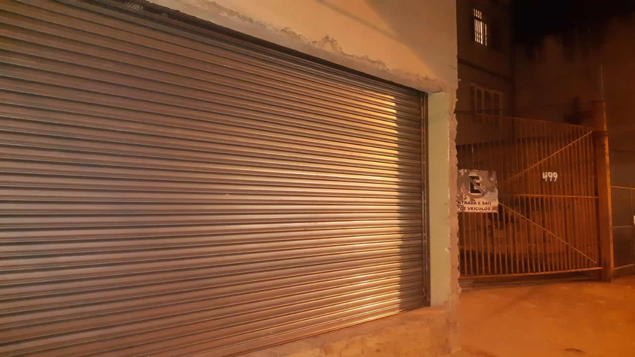 Projeto 8 - Porta Industrial